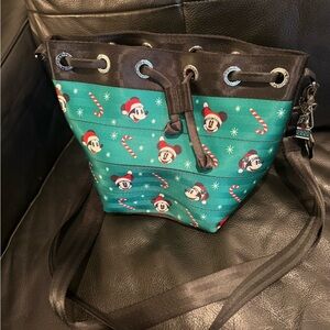 Harvey’s Disney Mickey Mouse Christmas park hopper bag